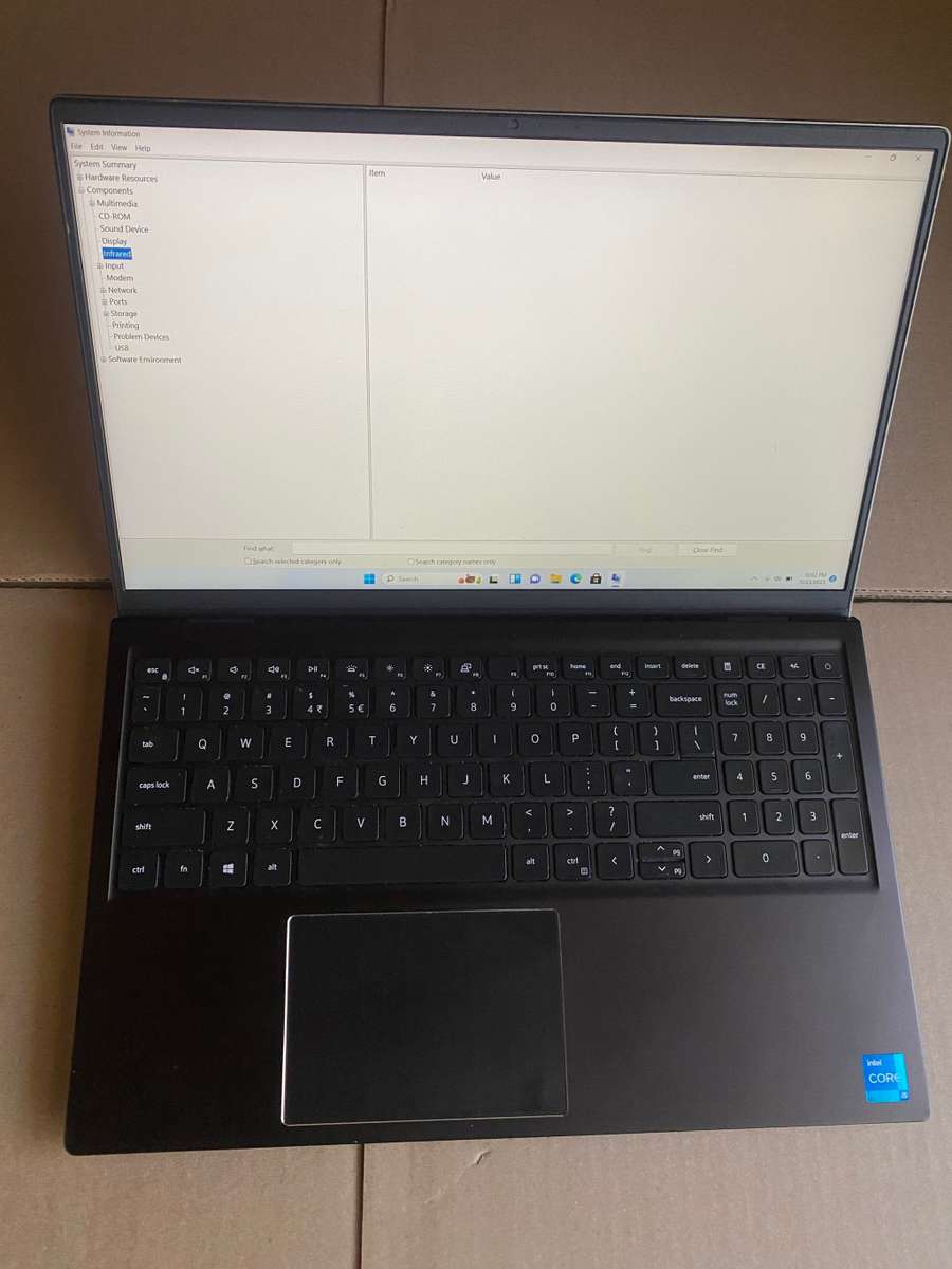 11TH GEN *INTEL IRIS Xe GRAPHICS * DELL VOSTRO 15 5510*CORE i5-11300H*3.10GHZ*8 GB RAM*256 GB SSD